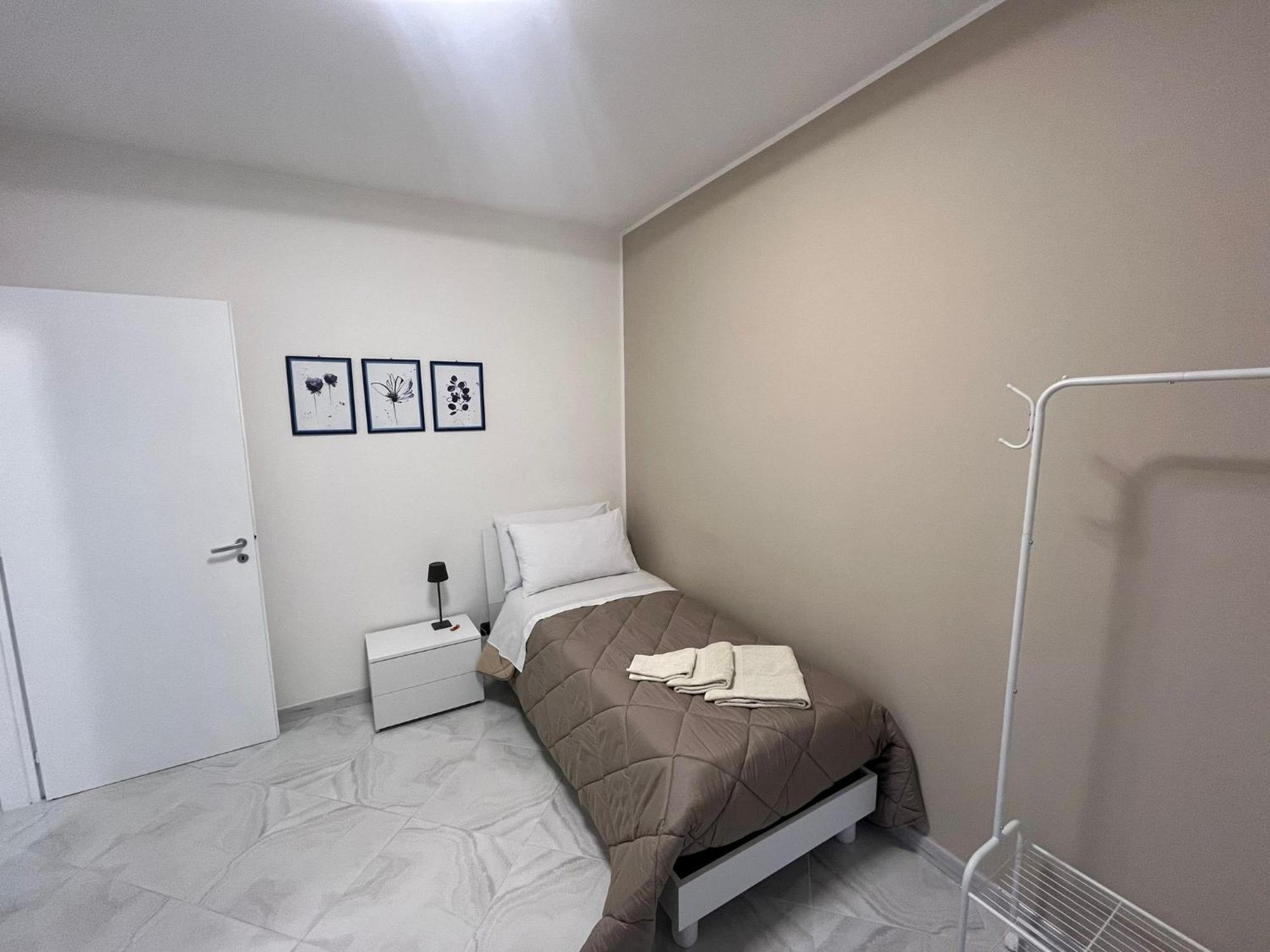 A Casa Di Chiara Apartment Lecce Luaran gambar