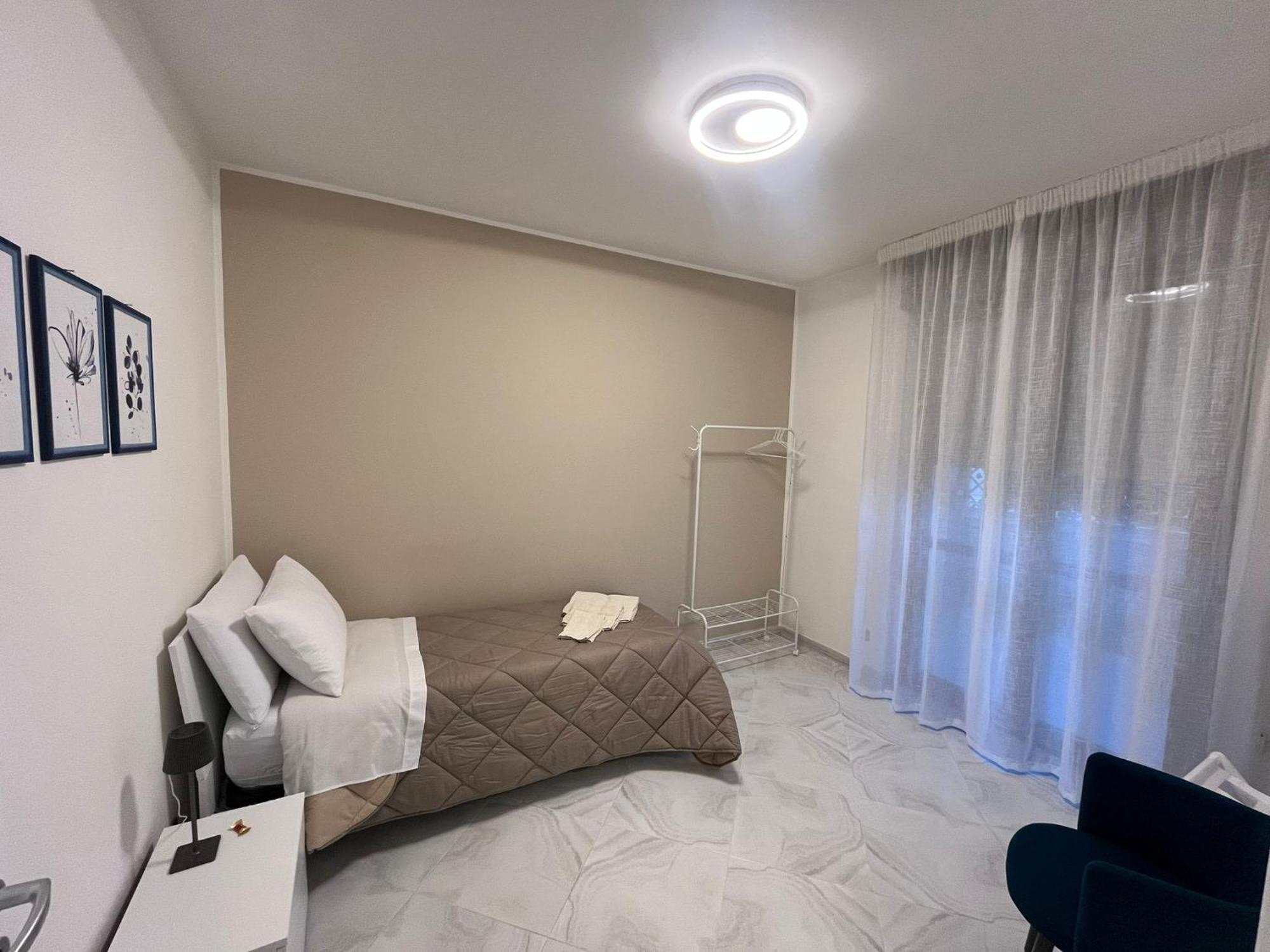 A Casa Di Chiara Apartment Lecce Luaran gambar
