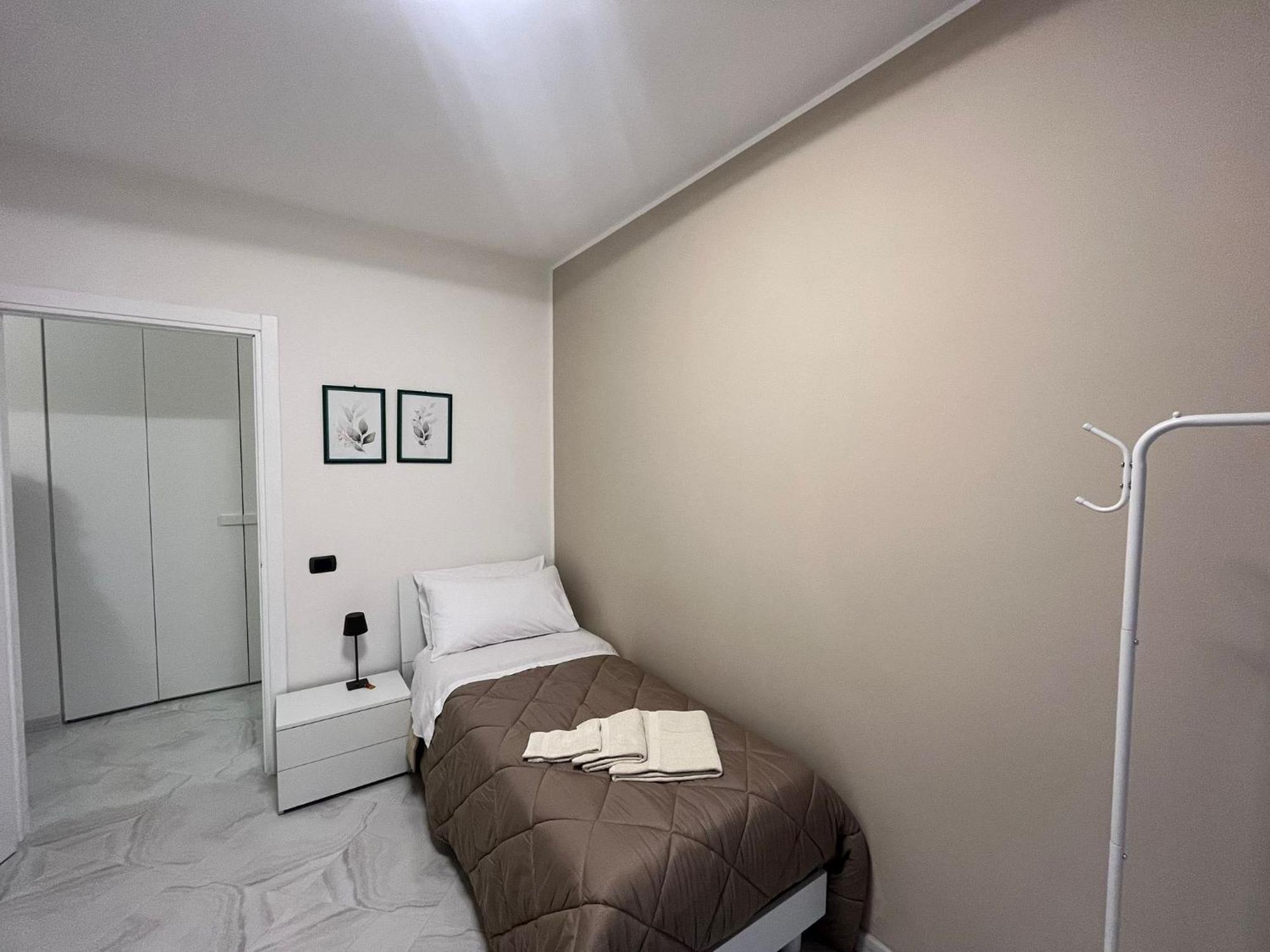 A Casa Di Chiara Apartment Lecce Luaran gambar